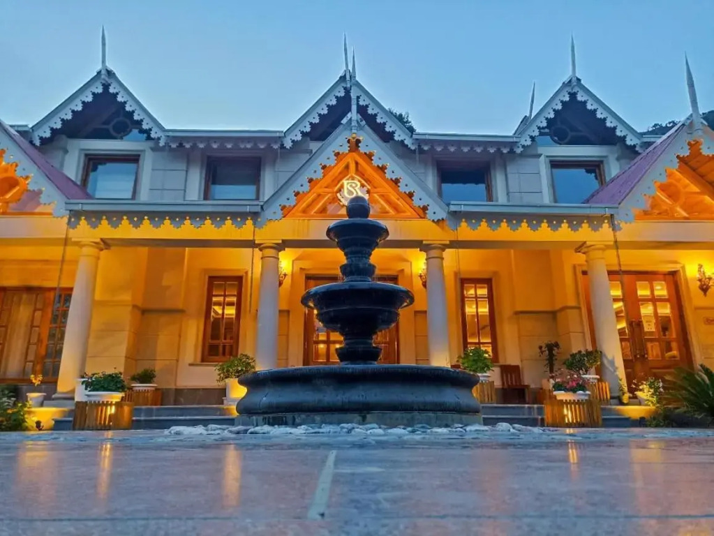 Swiss Hotel By Shivraj Nainital