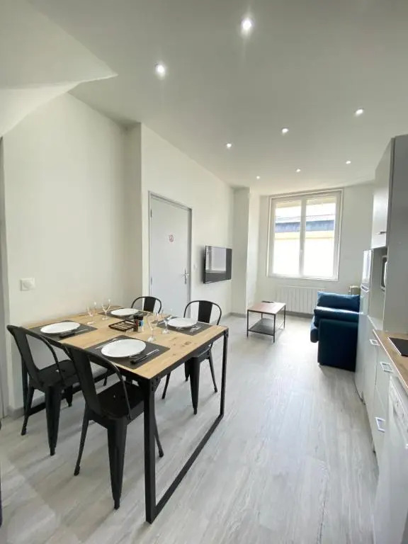 Casamara 1 T1 Avec 2 Couchages 10 Min Chu