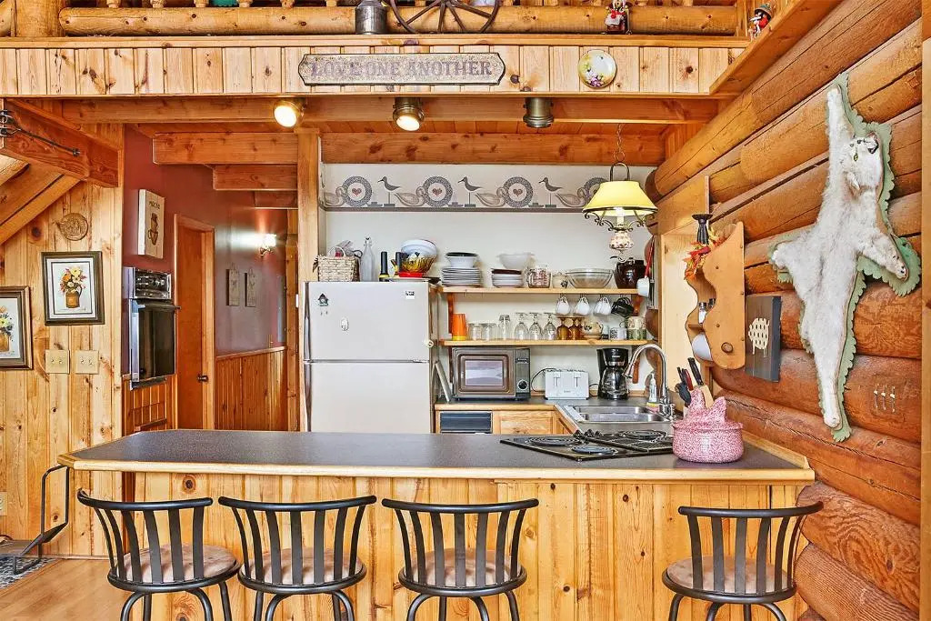 Marie's Cabin