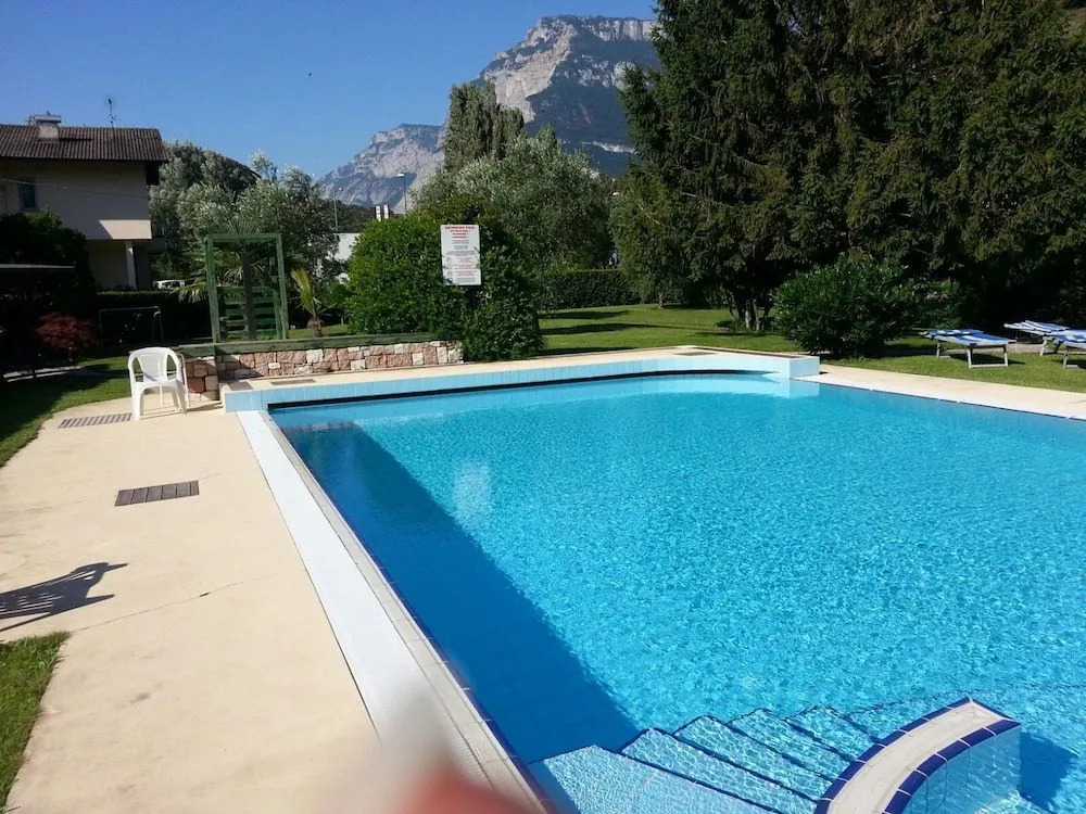 Hotel Due Laghi