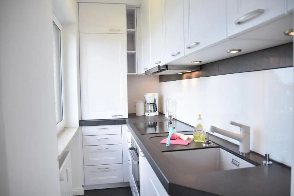 2-Zimmer-Appartement in der 2. Etage des Hauses.