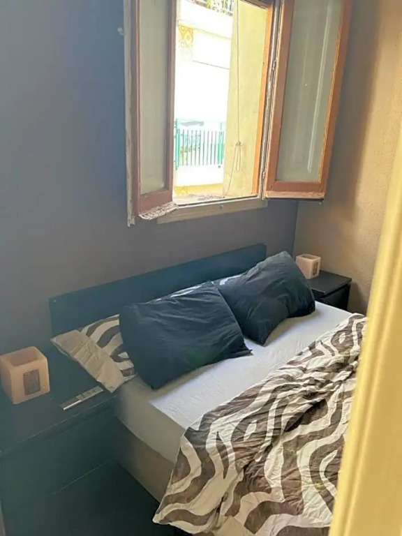 Habitación en el centro de Barcelona