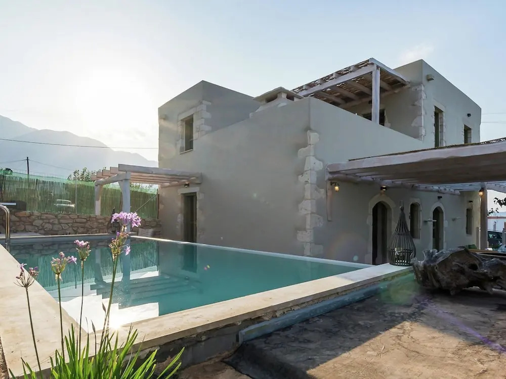 Traditional Stone Built Villa With Private Pool Near Tavern & the Beach