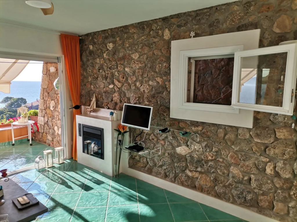 Terrace on the island of Giglio-La Ferraccia
