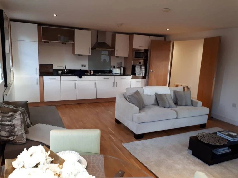 2 Bedroom Flat Sleeps 4 in Balham