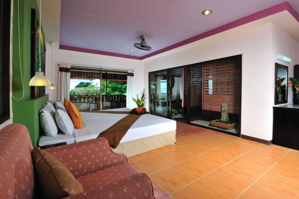 Koh Ngai Cliff Beach Resort