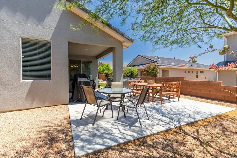 Above Parr - Pet Friendly! 5 Bedroom Home