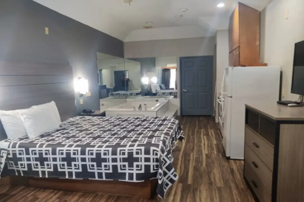Regency Inn Humble IAH - Intercontinental