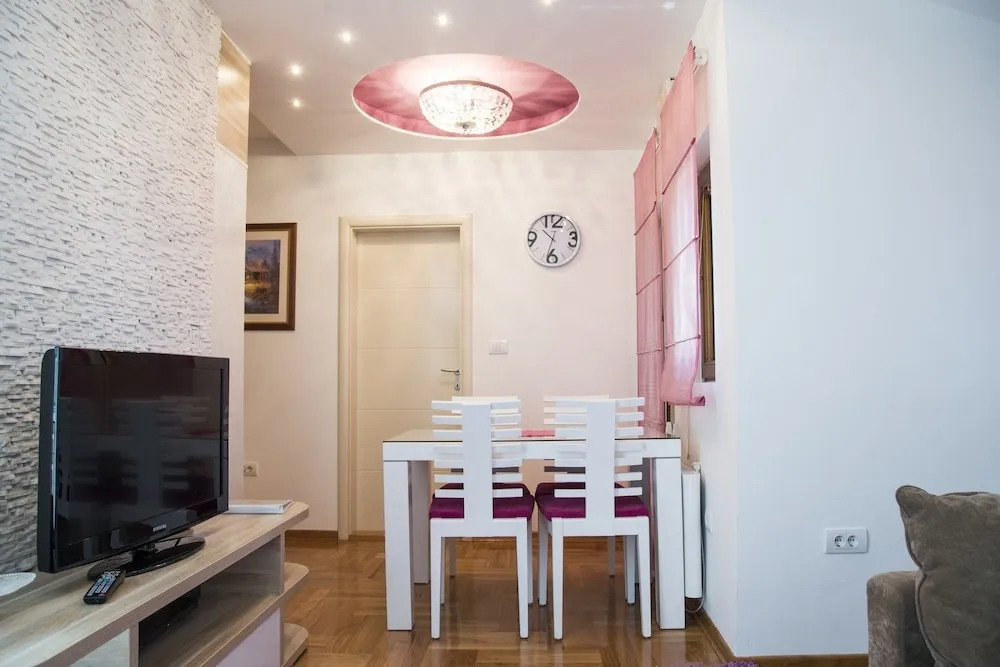 Apartments Radosti