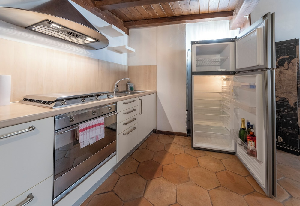 HouSmart Solferino 39