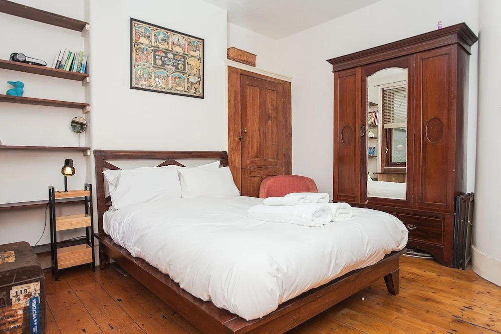 1 Bedroom Apartment in a Historic Building