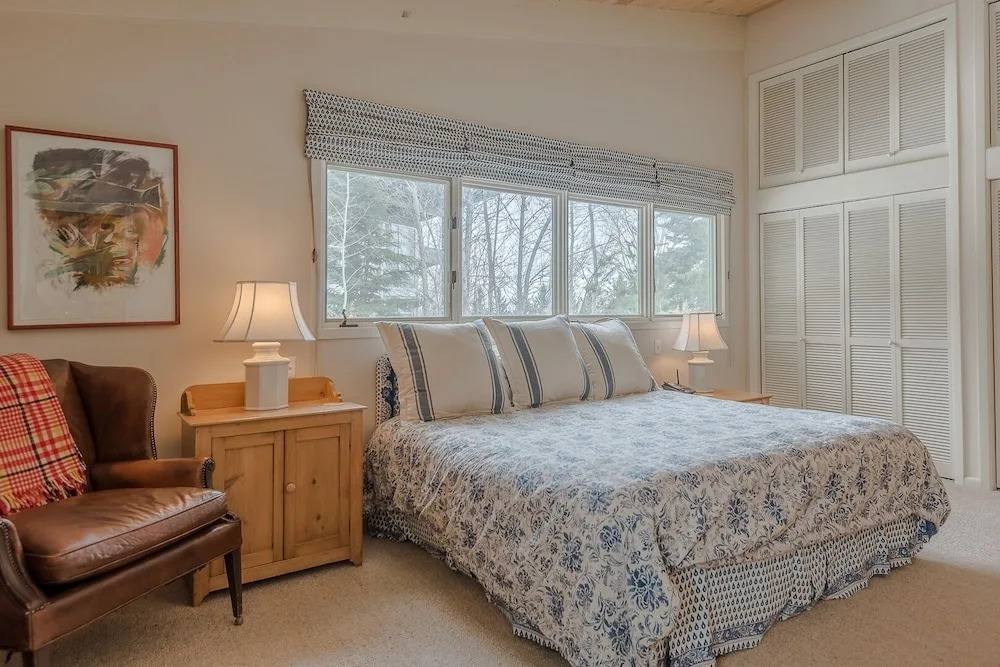 Saddle Road Home 104 by RedAwning