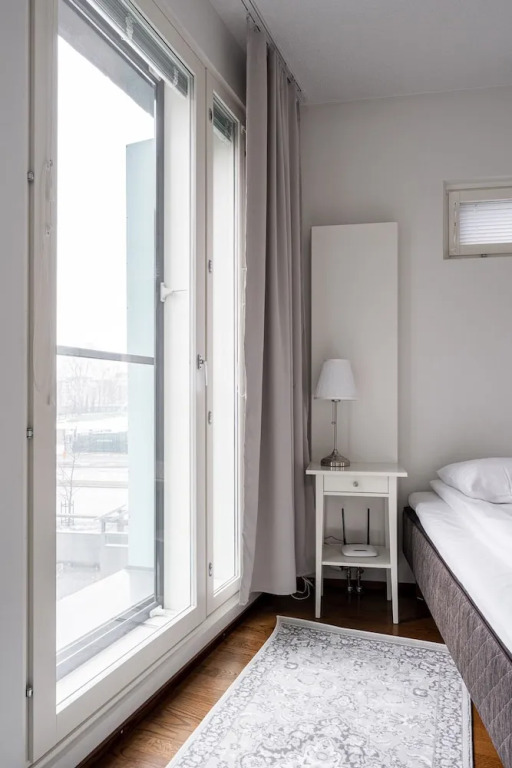 Modern 1BR Apt next to Lake Pyhäjärvi