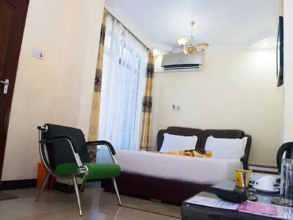 Best Point Hotel