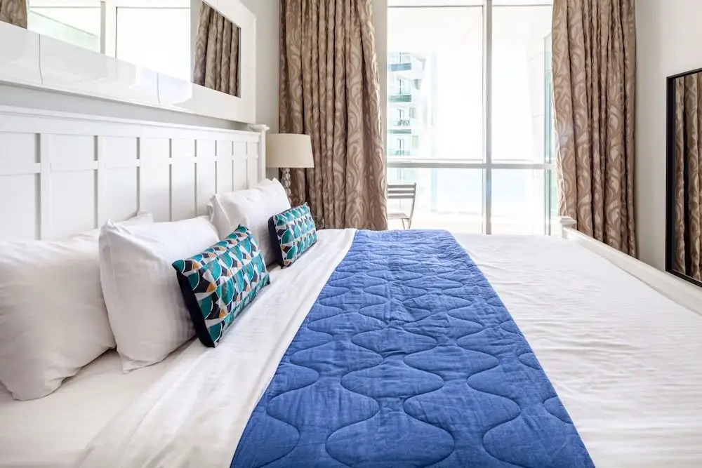 Astounding 3BR Apartment w/ Sea & Marina Views!