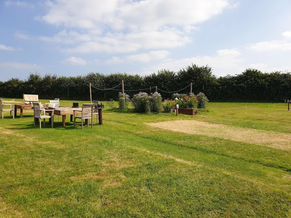 Luxury Safari Lodge-Sleeps 4 6-Deer Park-Dogs Ok