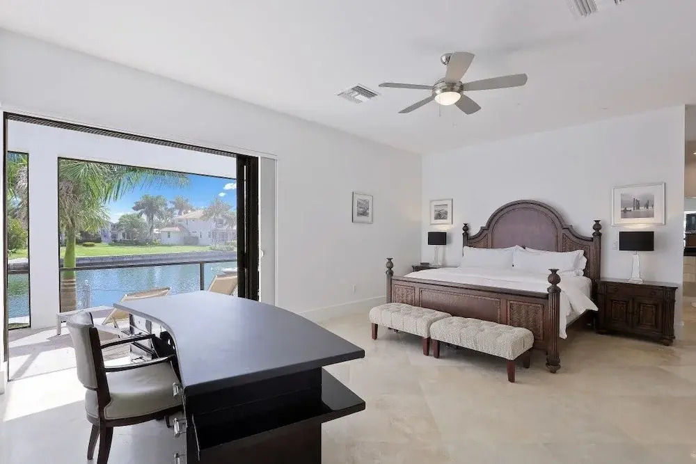 Buttercup Ct. 92, Marco Island Vacation Rental 3 Bedroom Home by Redawning