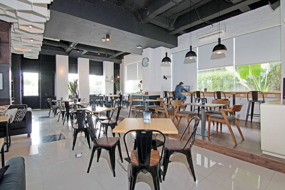 ZEN Rooms Sunset Road 5, Seminyak