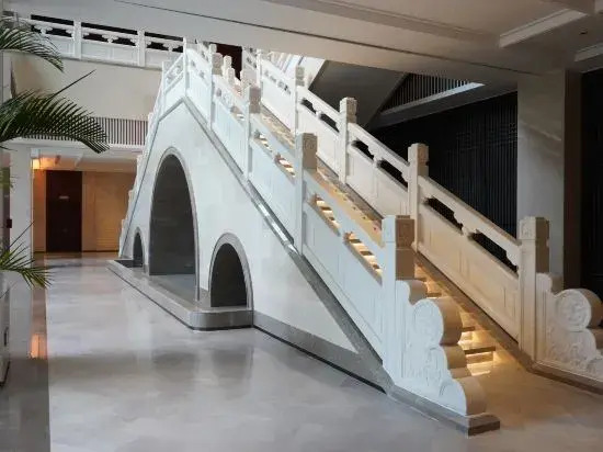 Yishui Grand Hotel