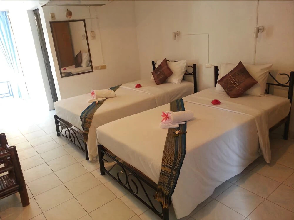 Divers Inn