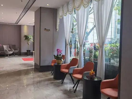 Karen Boutique Hotel（Shenzhen Fuxing subway station store）