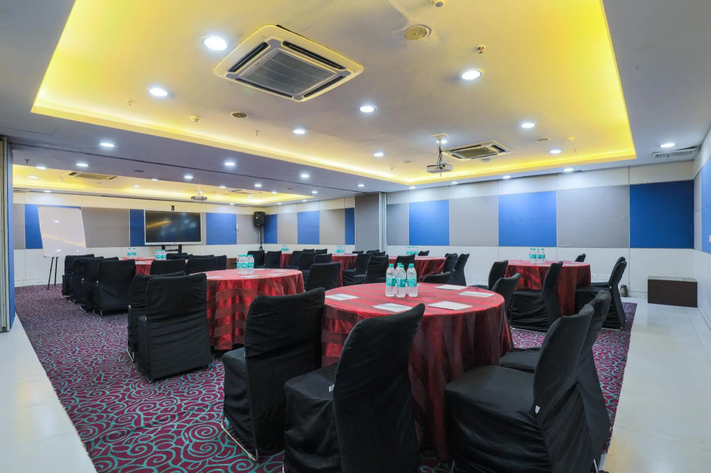 Hotel Blue Stone - Nehru Place
