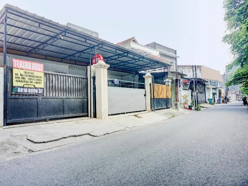 OYO 90304 Neo Central Residence