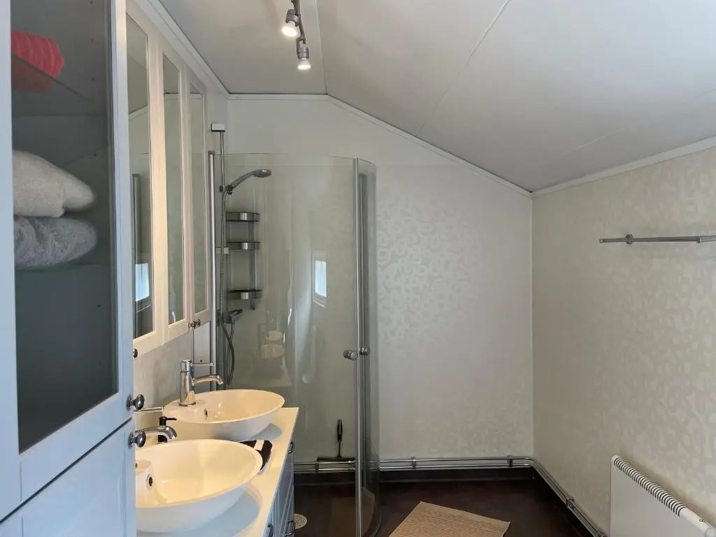 Lyxig Villalägenhet i centrala Uddevalla - Spabad