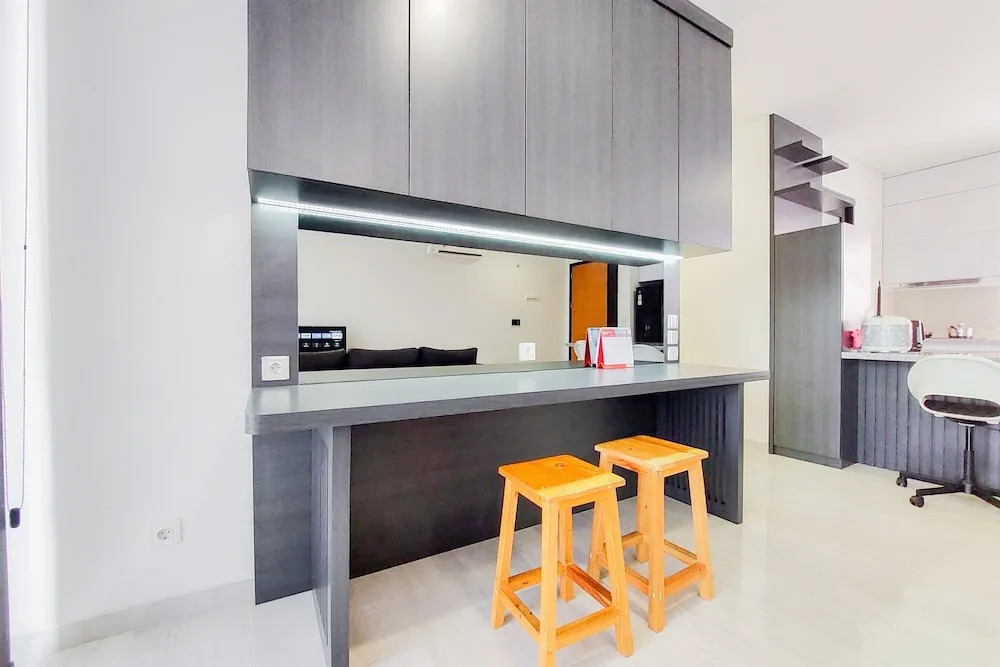 Fancy And Nice 2Br At Lloyd Alam Sutera Apartment