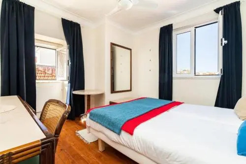 Large family flat in Campo de Ourique