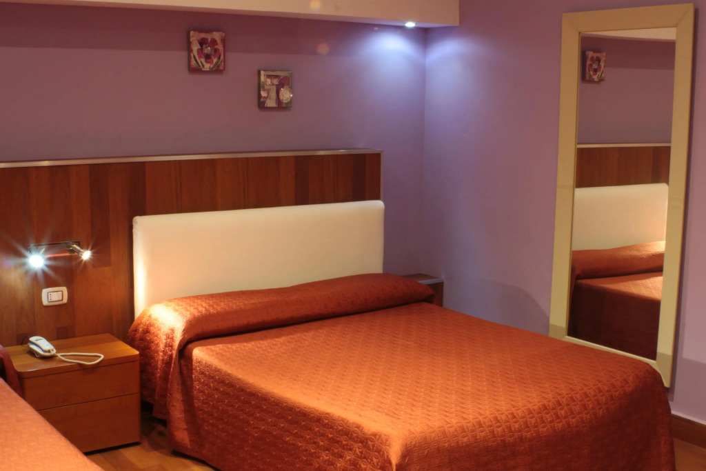 Hotel Tonic