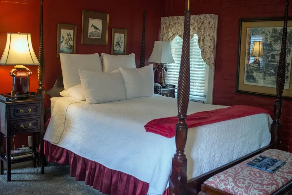 Savannah Bed & Breakfast Inn
