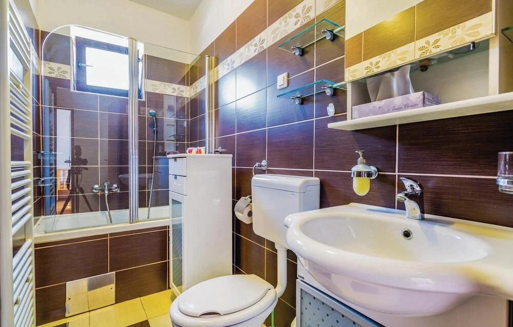 Stunning Home In Rukavac