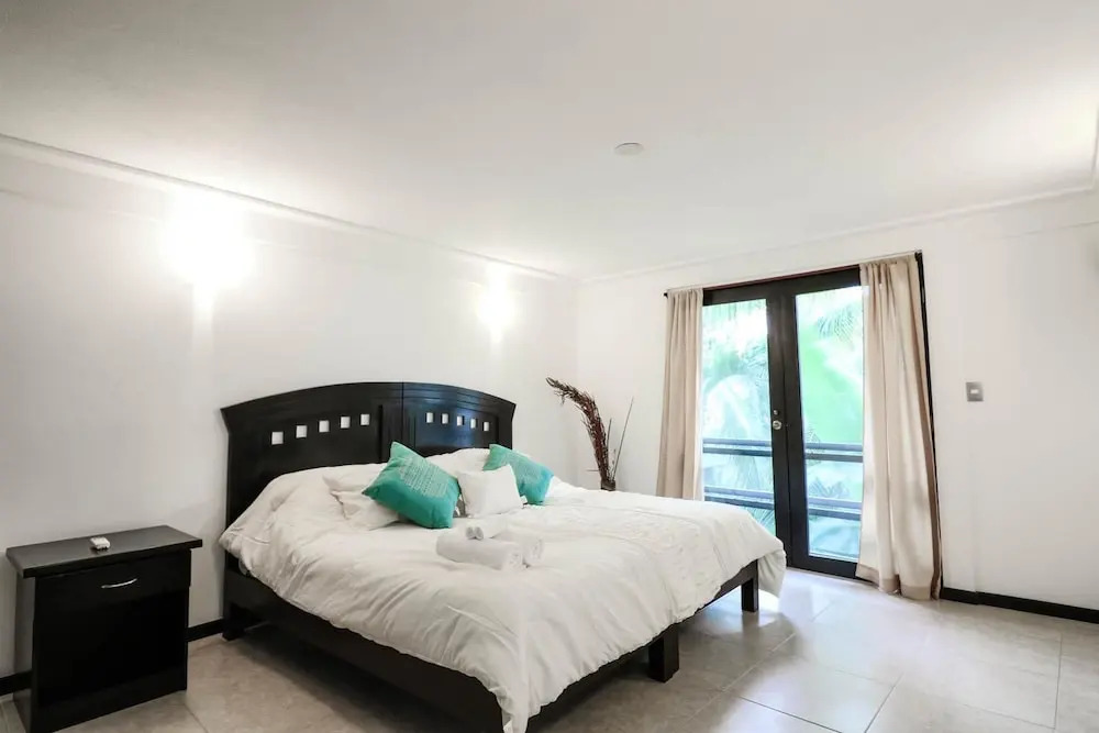 PDC004 7 Bedroom Villa By Senstay