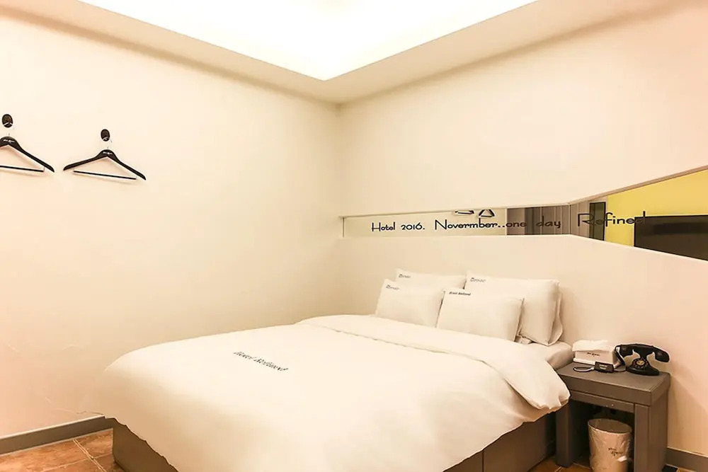 Refined Hotel