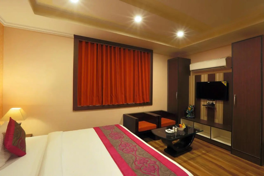 HOTEL O CLINK
