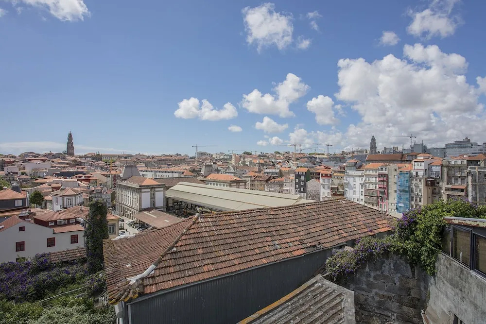 Liiiving in Porto Downtown Cosy Suites