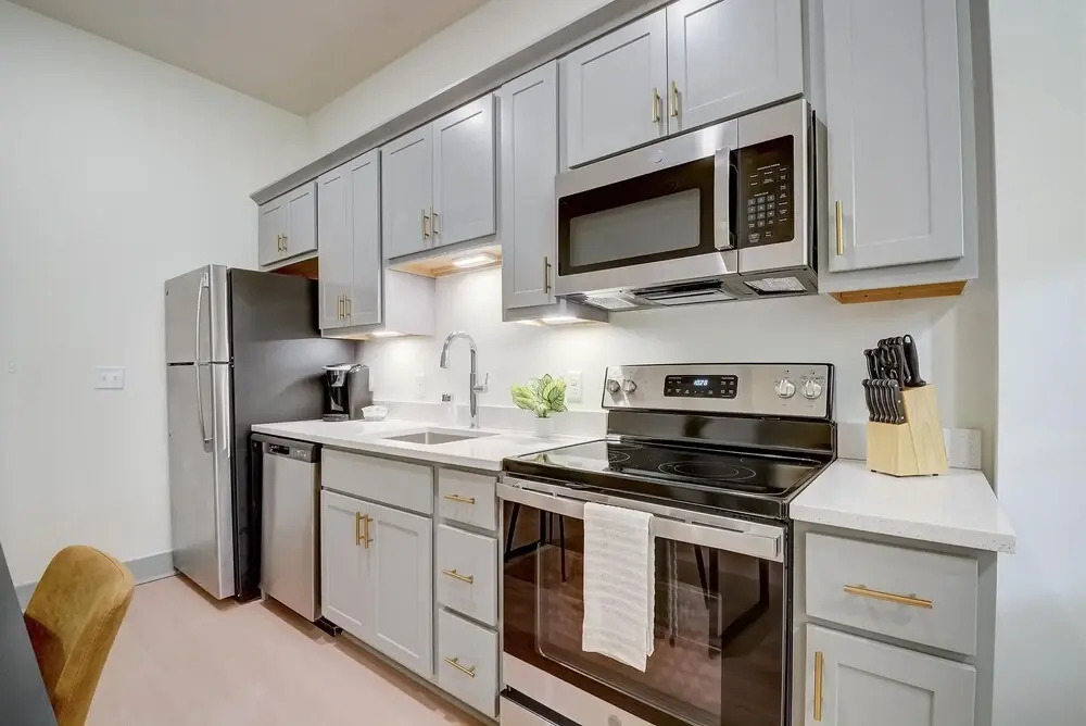 FRONTDESK Myers Medical Lofts Downtown Louisville