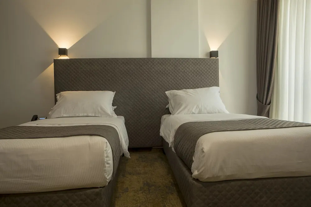 Hotel Qama