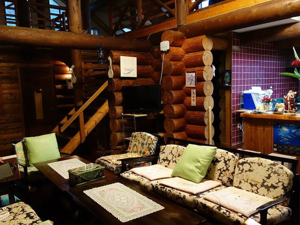 Log Pension Izumigamori