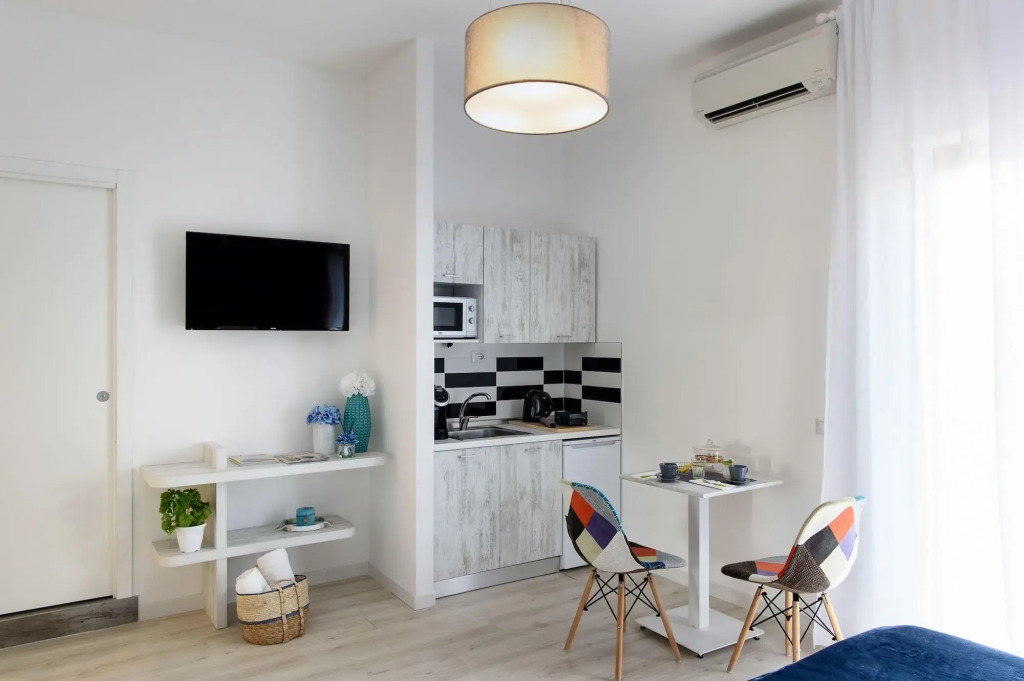 Les Suites des Tout le Monde