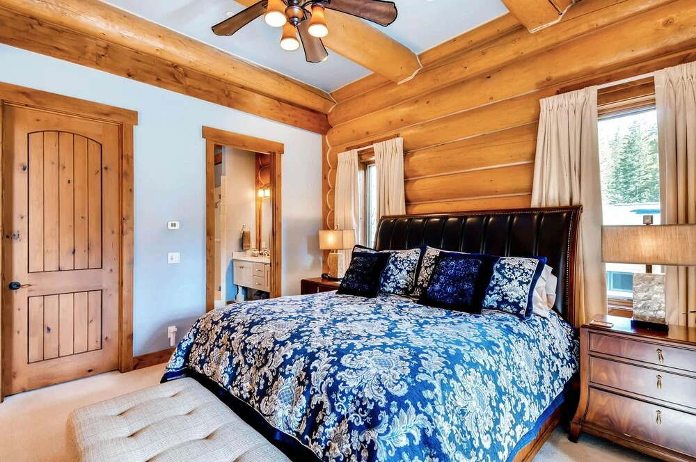 Goldenview Lodge
