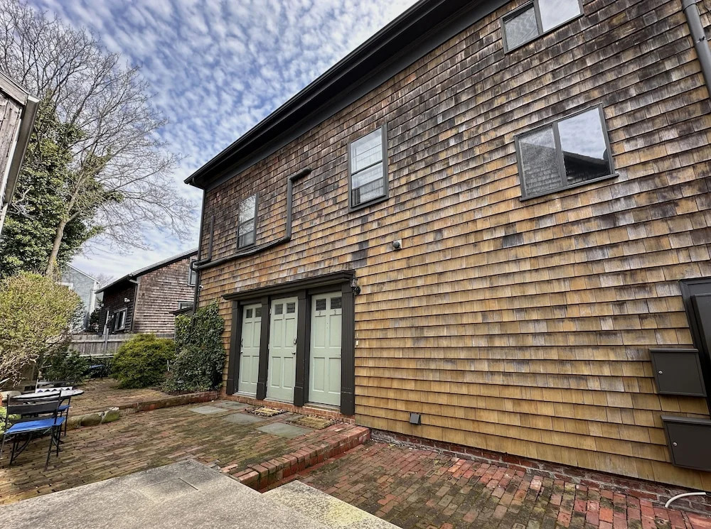 Unique 2 Bed 1 Bath Apartment Off Broadway #3 2 Bedroom Apts