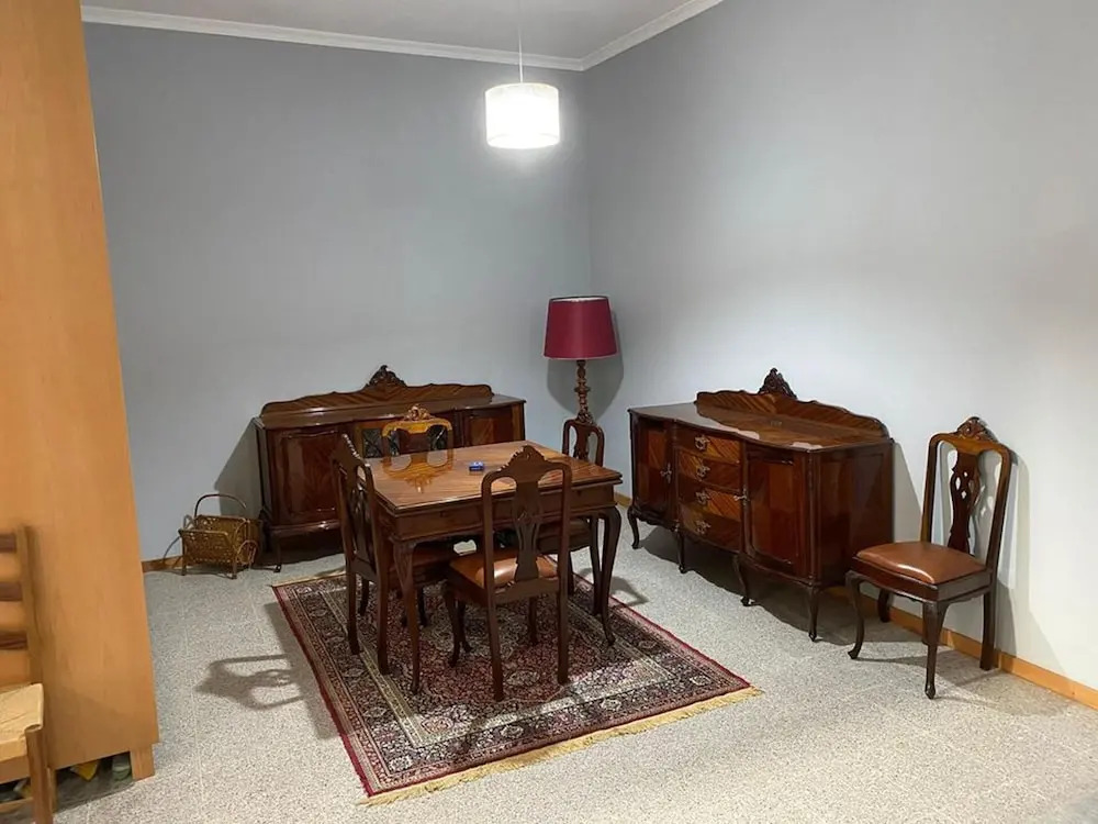 3 Bed House - Sleeps 6 - Parking - Wifi