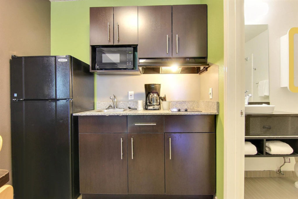 Studio 6 Extended Stay - Austin, TX - Northwest