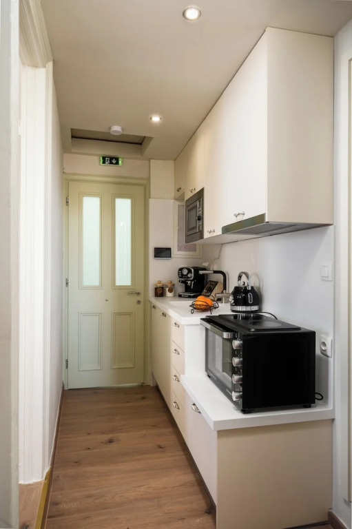 Fotiadis Family Luxury Suites by Konnect