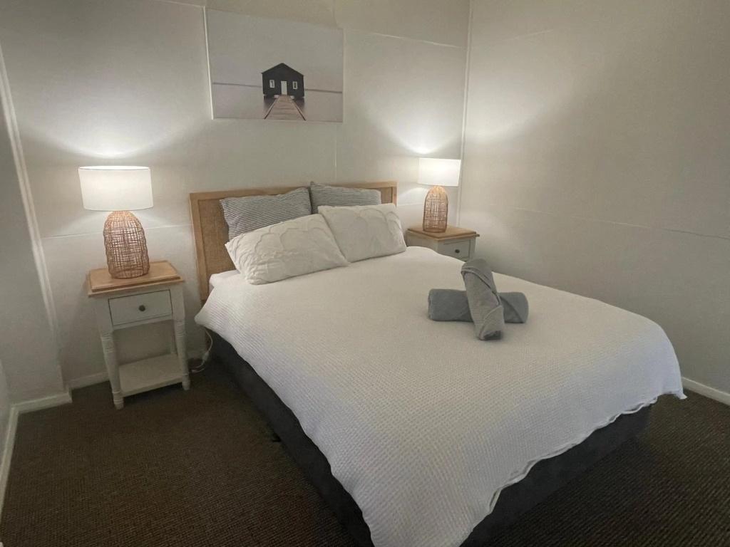 The Old Flour Mill Apartment (Gallipoli house)
