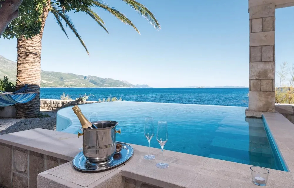 Awesome Home in Orebic With Wifi and 4 Bedrooms