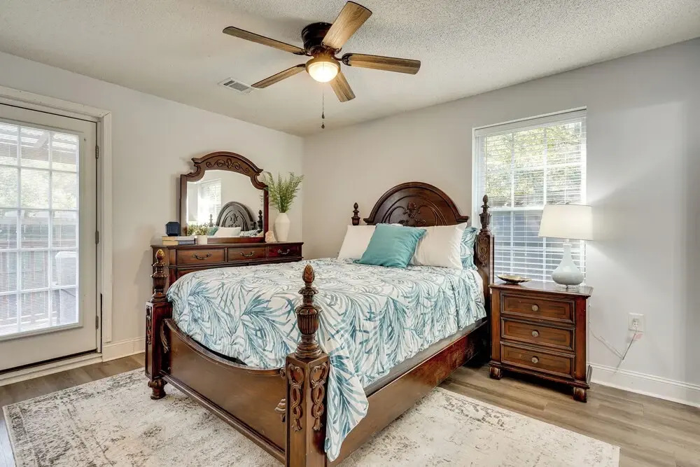 Coastal Convenience! Mt Pleasant Gem 2 Mi to Ocean