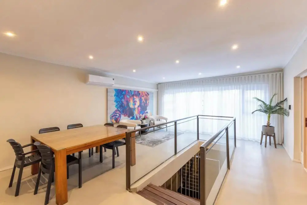 Sea Point View 3bed Apartment Cornerstone Place